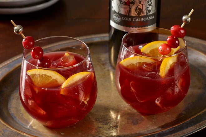 Cranberry-Sangria.SySD1BPL8.jpg