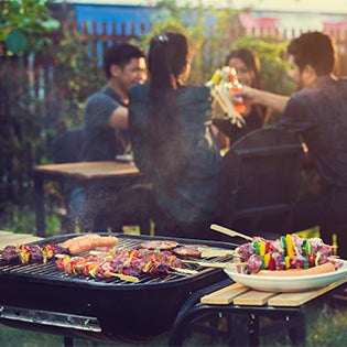 Shop Outdoor Grills for Your Barbecue Parties
