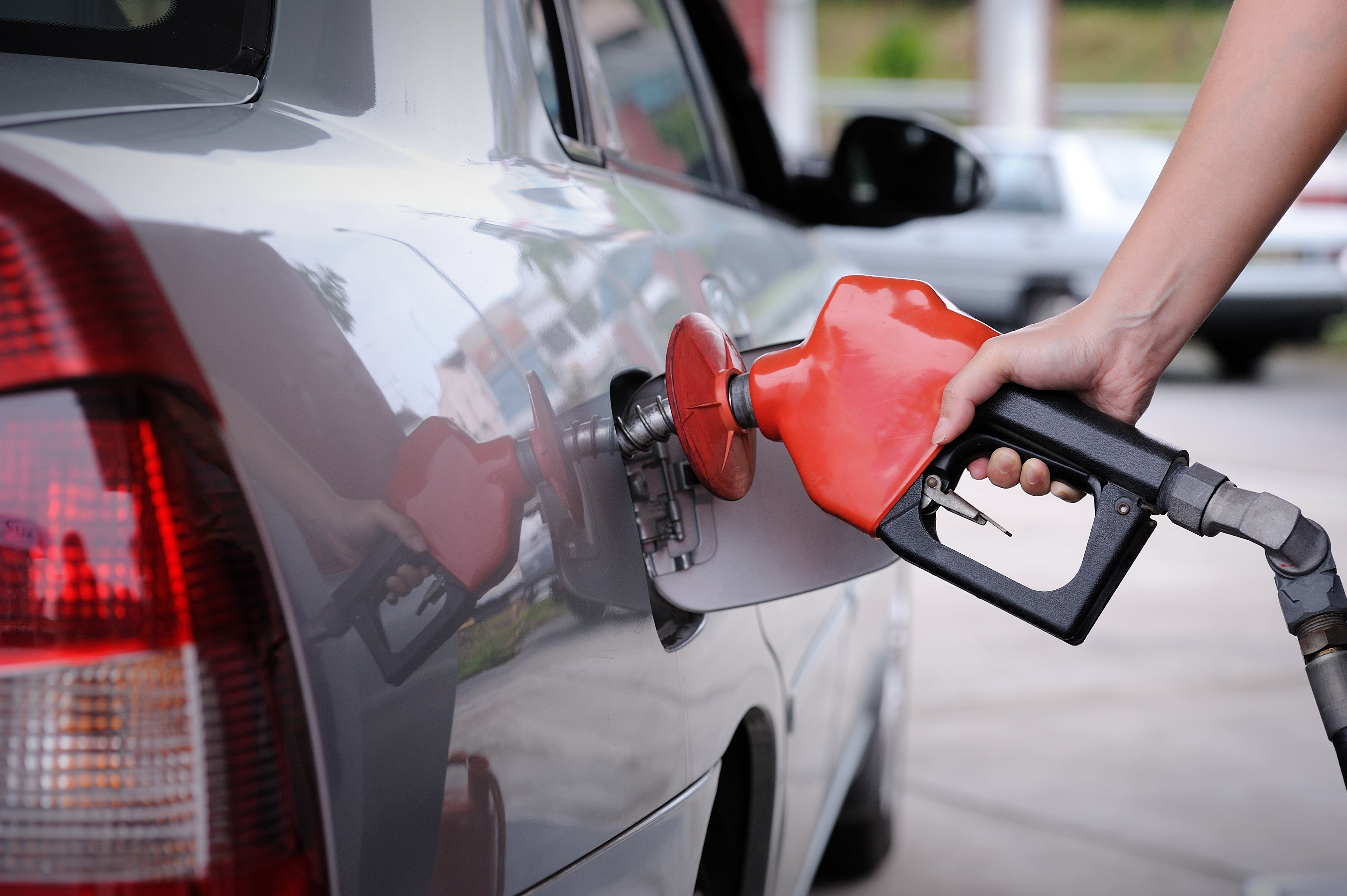 Save On Gas Prices With BJ's Fuel Saver Program