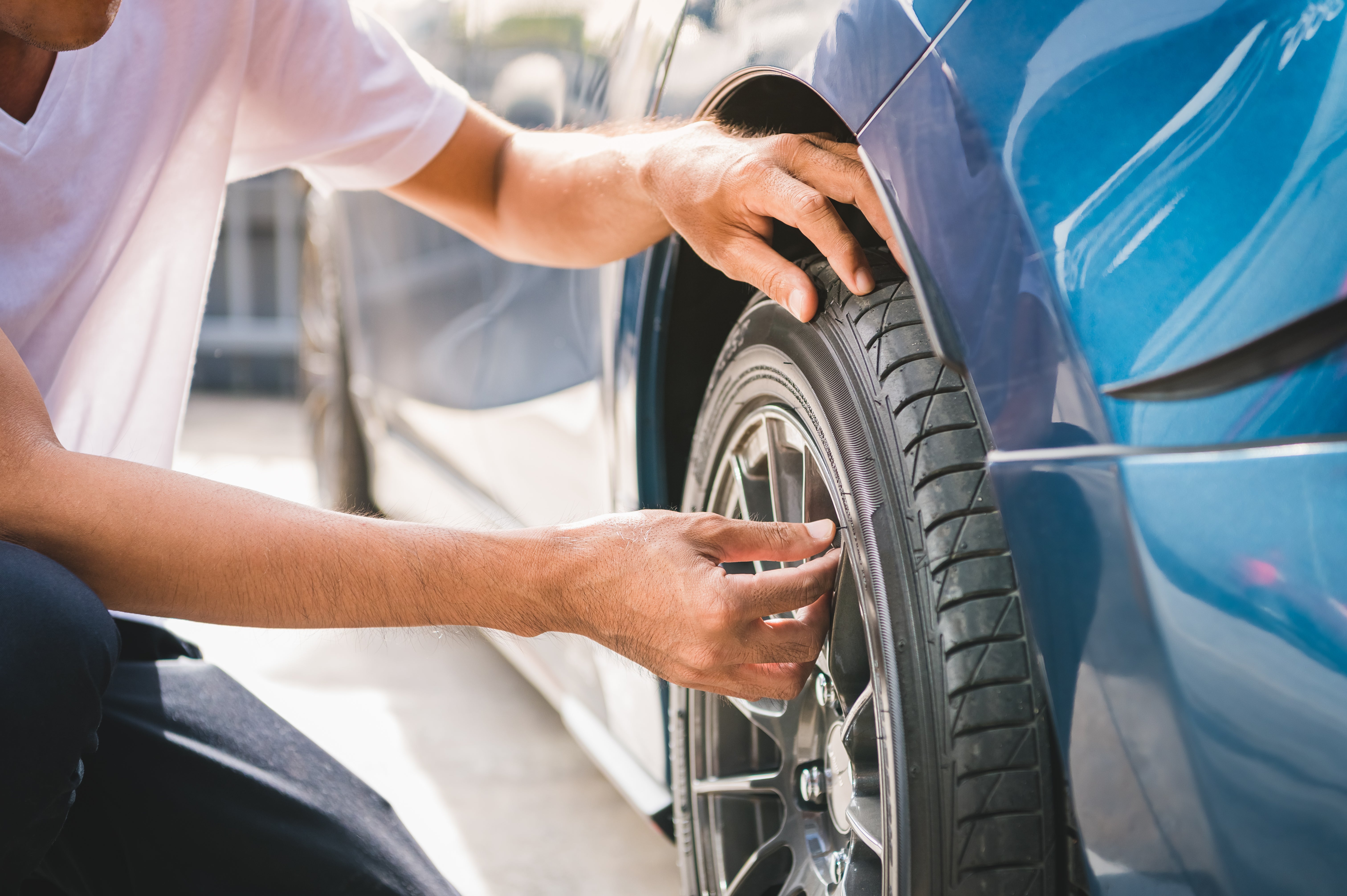 Text: Learn How to Look After Your Tires